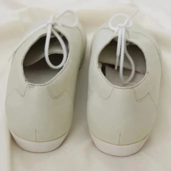 G.H. BASS & CO. Vintage Dress Shoes with Laces In Off White Size 9 1/2M - Picture 3 of 13